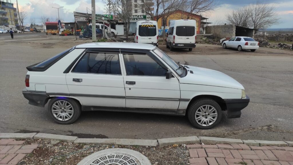 Şanlıurfa’da akraba ziyaretine gitti, aracı çalındı!