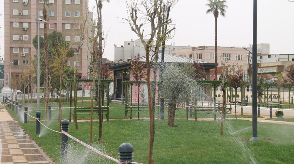 Cumartesi açılıyor! Yıkılan yer yeşil alana dönüştü