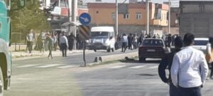 Şanlıurfa’da İki ailenin kavgasında taş ve sopalar konuştu
