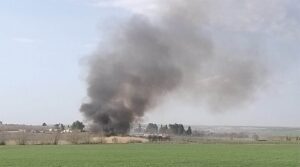 Karaköprü’de fıstık tarlasında yangın