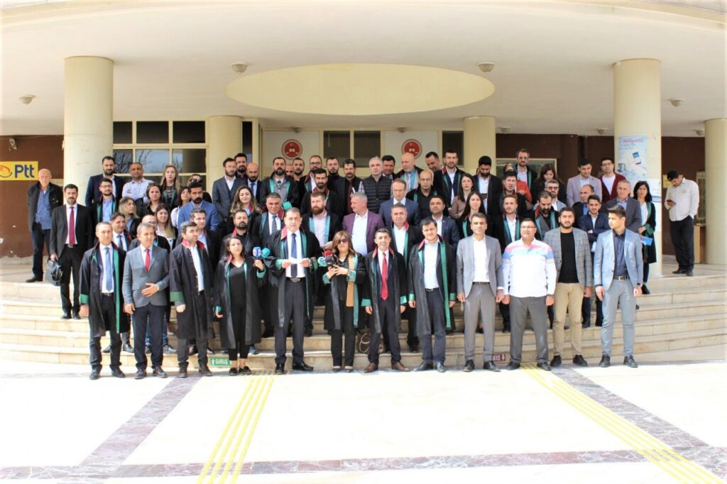 Şanlıurfa’da avukatlardan çağrı: Adliye binası bu yıl bitirilmeli