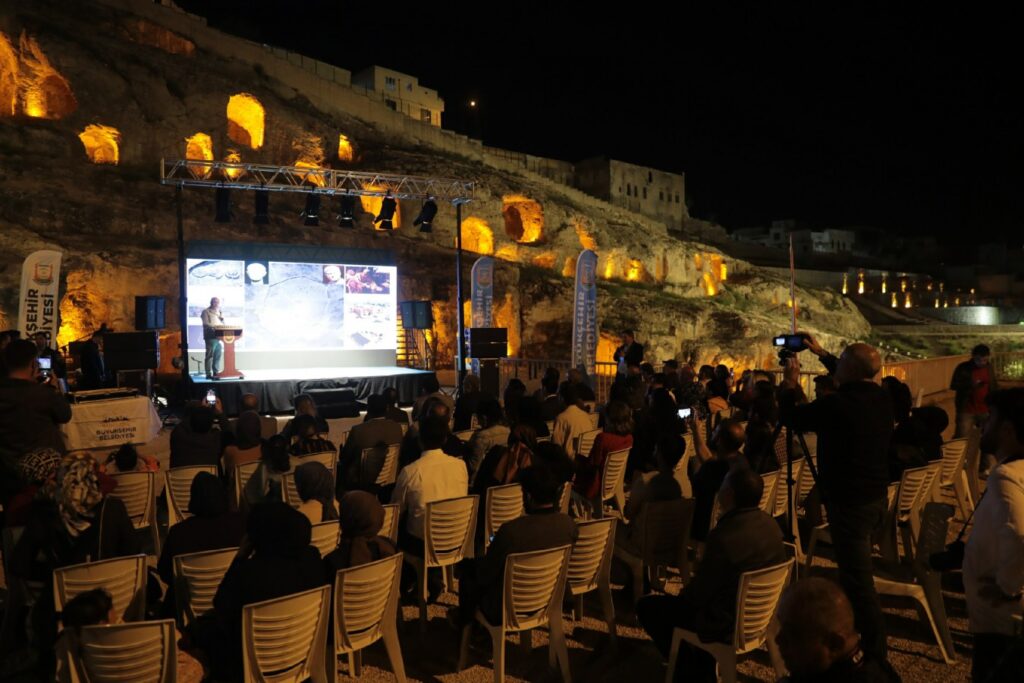 ‘Şanlıurfa’nın Arkeolojik Kazıları’ konulu panel ilgi gördü
