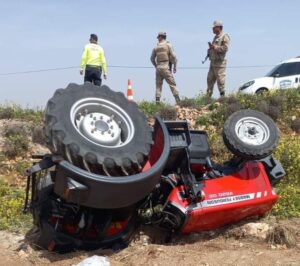 Urfa’da Traktör devrildi! Ölü ve yaralı var