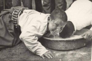 Urfa’da 49 yıl önceki 23 Nisan kutlamalarından kareler paylaşıldı