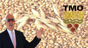 Viranşehir TMO önünde arpa kuyruğu