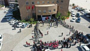 Şanlıurfa’da Yetim çocuklar bisikletlerine kavuştu