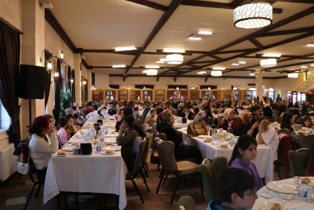 Şanlıurfa’da Yetim çocuklar unutulmaz bir ramazan yaşıyor