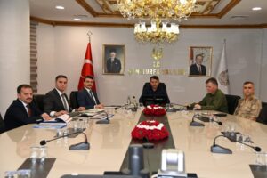 Şanlıurfa Valisi Ayhan, Kurumlardan Bilgi Aldı