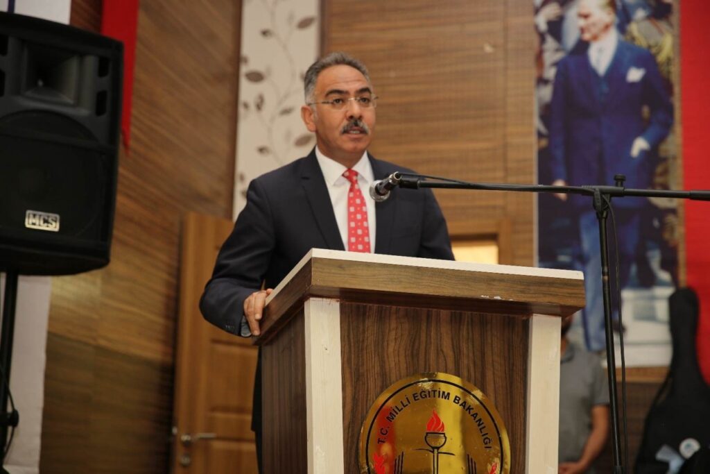 Geleneklerimizi evlatlarımıza yaşatacağız