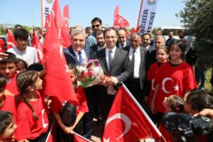 Gençlerimizi geleceğe hazırlıyoruz