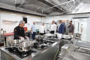 Canpolat:  İbrahim Tatlıses kültür merkezi ve göbeklitepe gastronomi merkezini inceledi