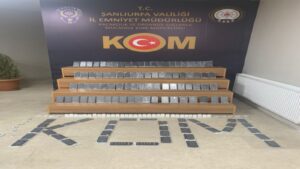Şanlıurfa’da emniyetin operasyonunda çok sayıda gümrük kaçağı telefon ele geçirildi!