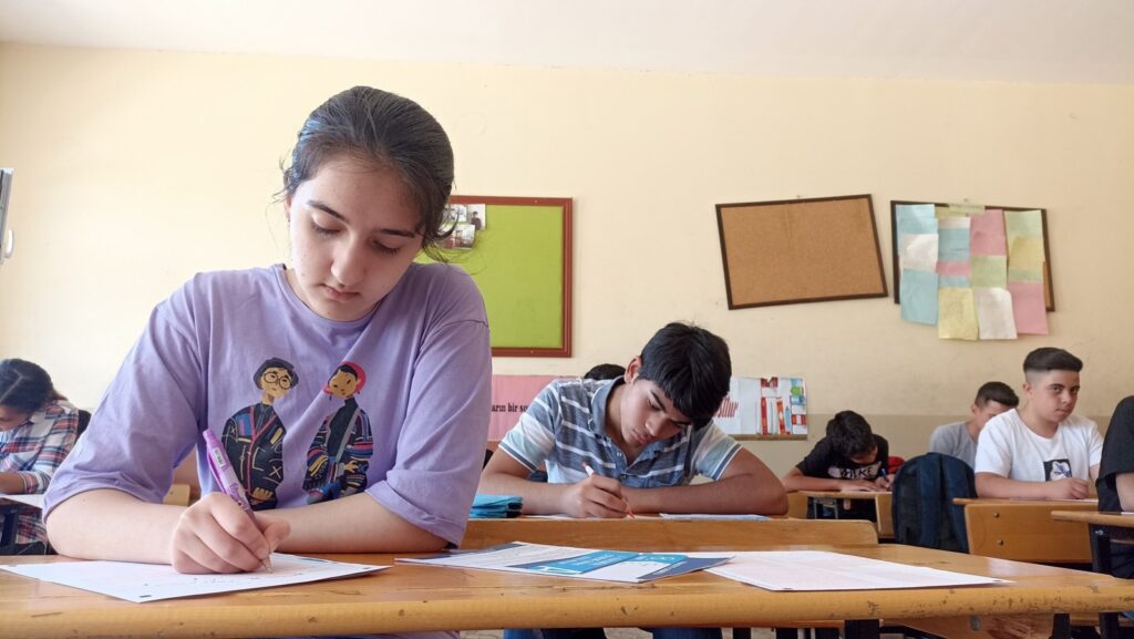 Eyyübiye Belediyesi’nin desteklediği sınava 7 bin öğrenci katıldı