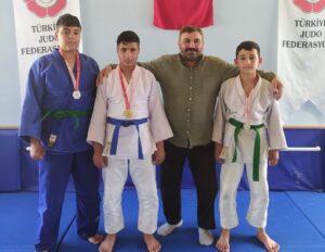 Eyyübiye’li sporcular şampiyonaya katılacak