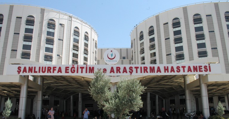 Eyyübiye’de genç kız ilaç içerek intihara kalkıştı