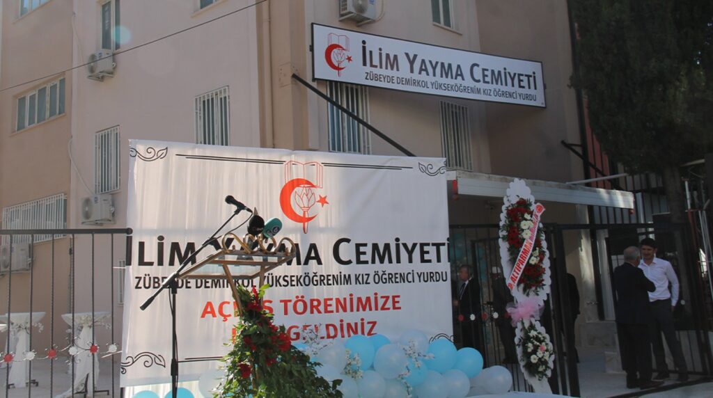 Urfalı iş adamından eğitim desteği!