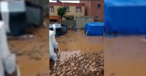 Urfalı işçiler çamur içinde kaldı!