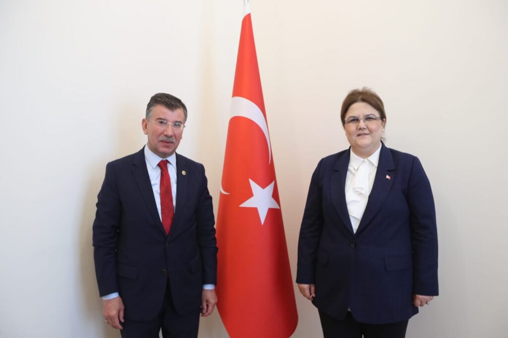 AK Parti Şanlıurfa Milletvekili Mehmet Ali Cevheri Bakan  Yanık’la görüştü