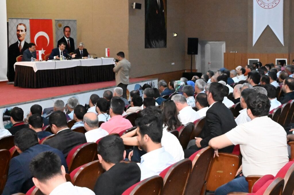 Şanlıurfa Valisi Salih Ayhan: Eğitime kara sevdalı birisiyim