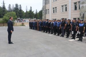 Şanlıurfa Valisi Erin, personellerle bayramlaştı