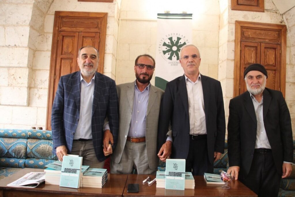 Nusret Yılmaz yeni kitabını imzaladı