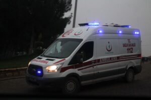 Haliliye’de yolun karşısına geçmeye çalışan yayaya araç çarptı!