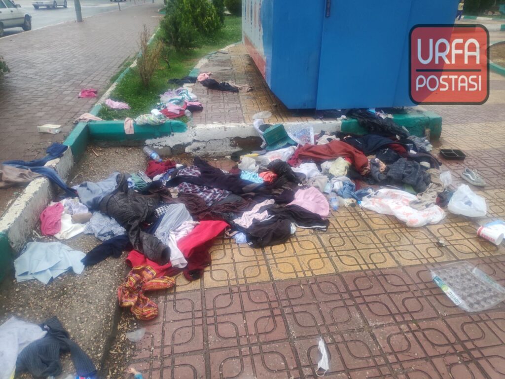 Haliliye belediyesi dağıtmayınca ihtiyaç sahipleri kilitleri kırarak ihtiyaçlarını karşıladı