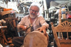 Şanlıurfa’da ahşaba hayat veren eller bir bir yok oluyor