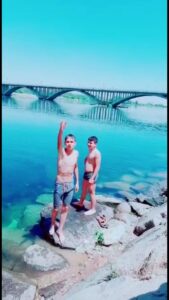 Birecik’te gençler sosyal medyada beğeni almak için ölüme kulaç atıyor