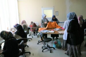 Ceylanpınar’da kadınlar el sanatları kurslarına ilgi gösteriyor