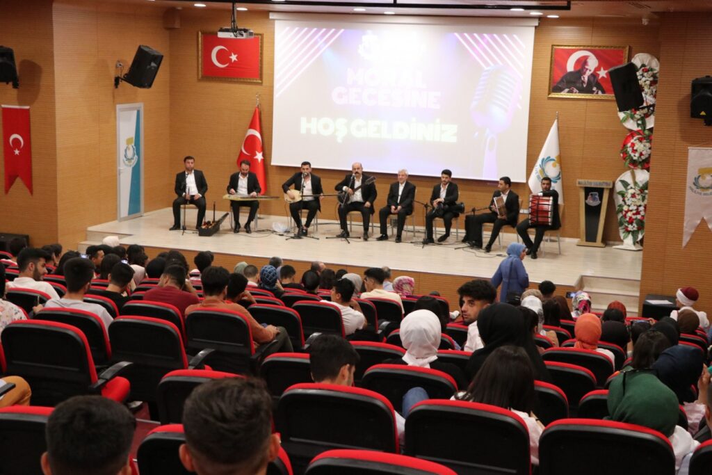 Sınav öncesi doyasıya eğlendiler