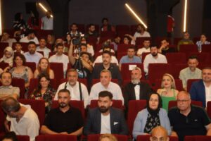 Urfalı tiyatrocunun ‘Teşkale’ dizisinin galası yapıldı