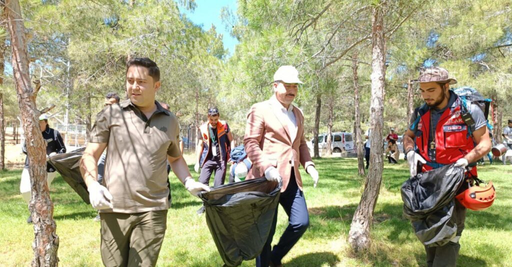 Urfa’da doğa yürüyüşü etkinliği yapıldı
