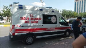 Haliliye’de gençler arasında bıçaklı kavga!