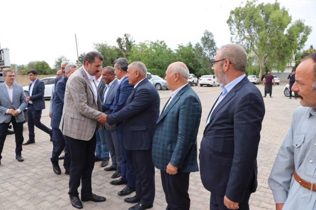 Şanlıurfa Valisi Salih Ayhan kırsala çıkarma yaptı!