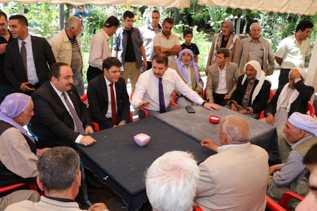 Şanlıurfa Valisi Salih Ayhan, Viranşehir’de çalışmalar hakkında brifing aldı