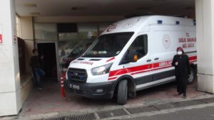 Eyyübiye’de tek taraflı kazada 3 kişi yaralandı