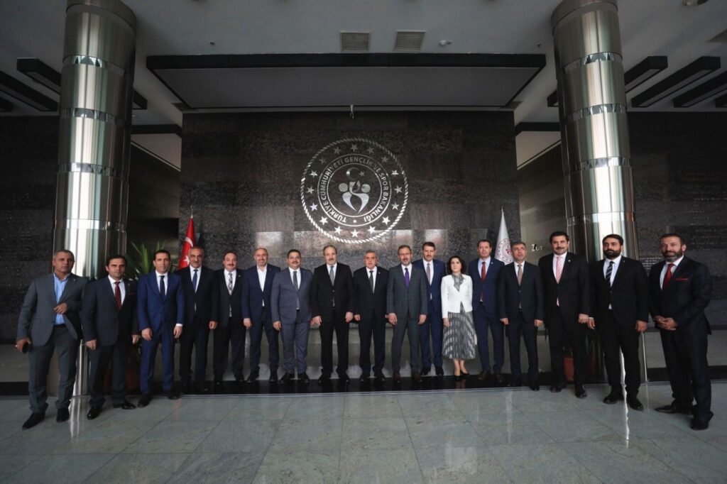 Viranşehir’de spora dev yatırım