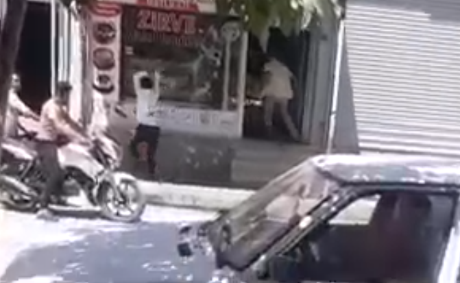 Şanlıurfa’da belediye başkanının yakınına ait iş yerine saldırı