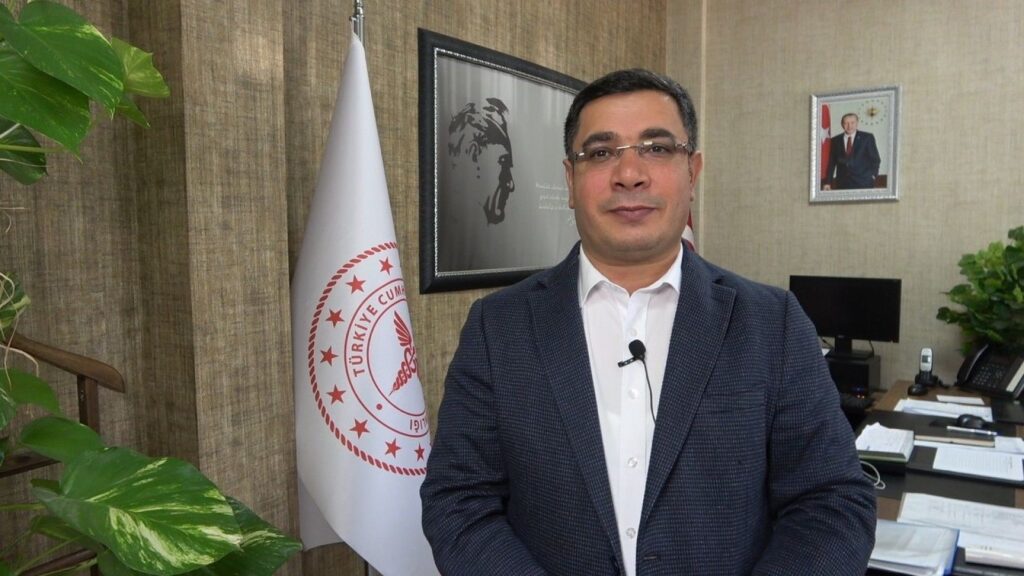 Şanlıurfa İl Sağlık Müdürü artan vakalara karşı Kovid-19 aşısının  hatırlatma dozu uyarısında bulundu
