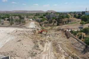 Birecik’te ulaşımı rahatlatacak yeni köprü!