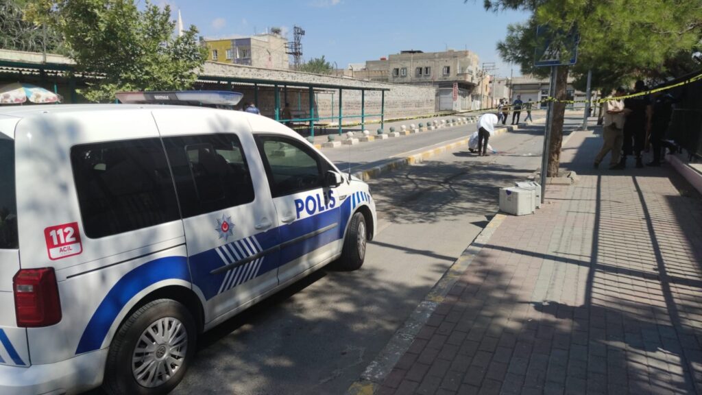 Eyyübiye’de cezaevi önünde silahlı saldırı!