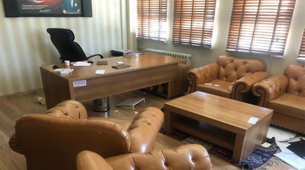 Şanlıurfa’da eğitimciye şiddet iddiası