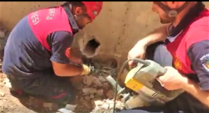 Eyyübiye’de köpek kurtarma operasyonu!