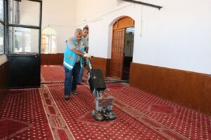 Haliliye’de ibadethaneler bayrama hazırlanıyor