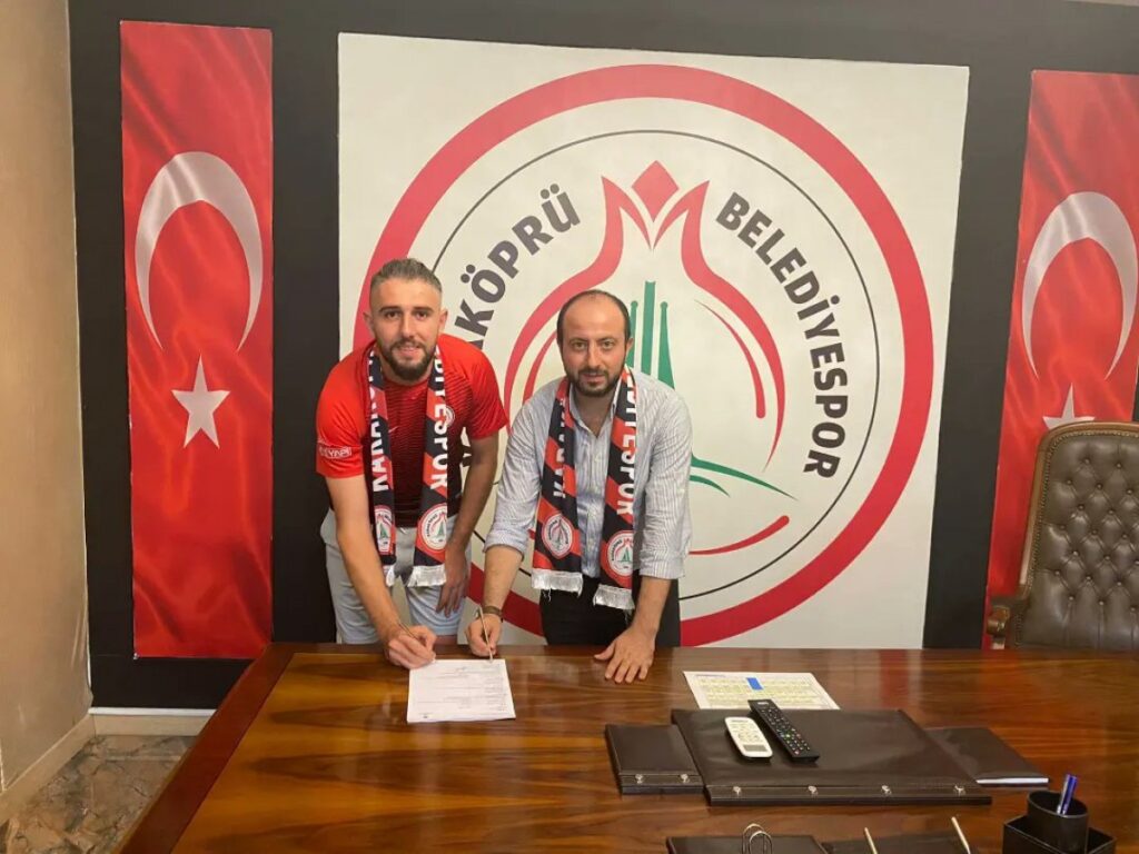 Karbel Karaköprü Belediyespor’a yeni stoper