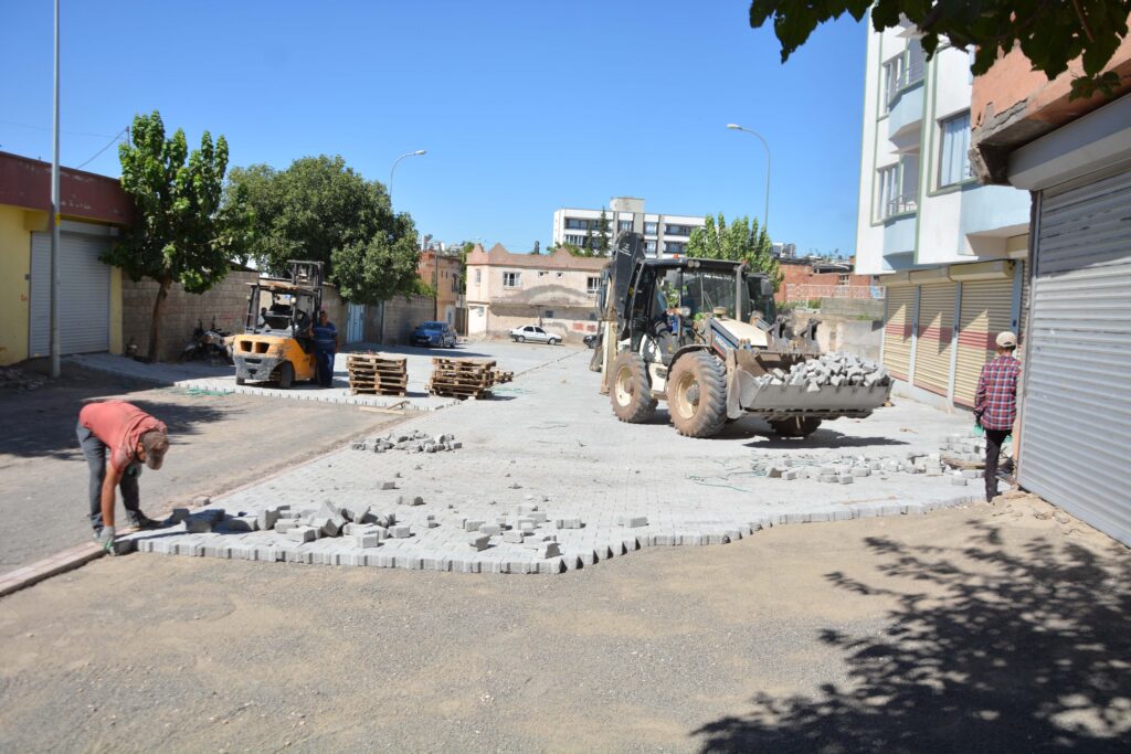 Siverek’te iki mahallede altyapı çalışması