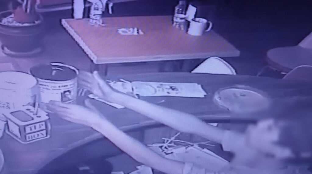 Urfa’da SMA hastası küçük kız için para toplanan kumbaraları çaldılar