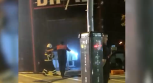 Haliliye’de giyim mağazasında yangın!