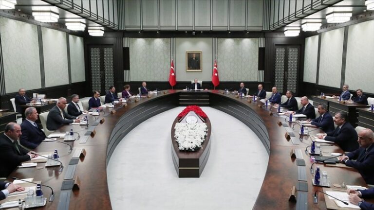 Şanlıurfalı bakan sınıfta kaldı